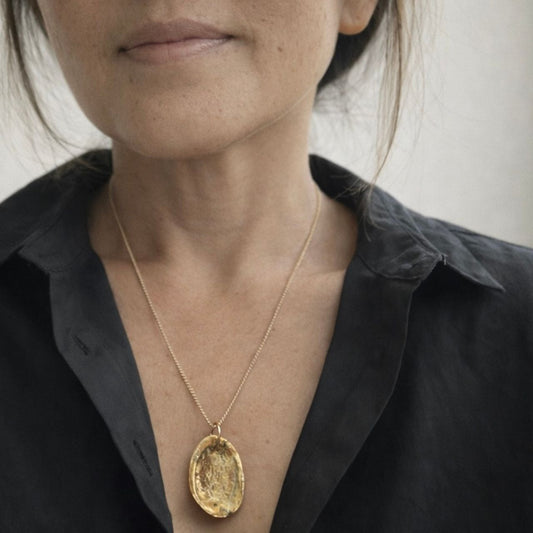 Single Large Paua Shell Necklace (Goldplated) - Samples & Seconds