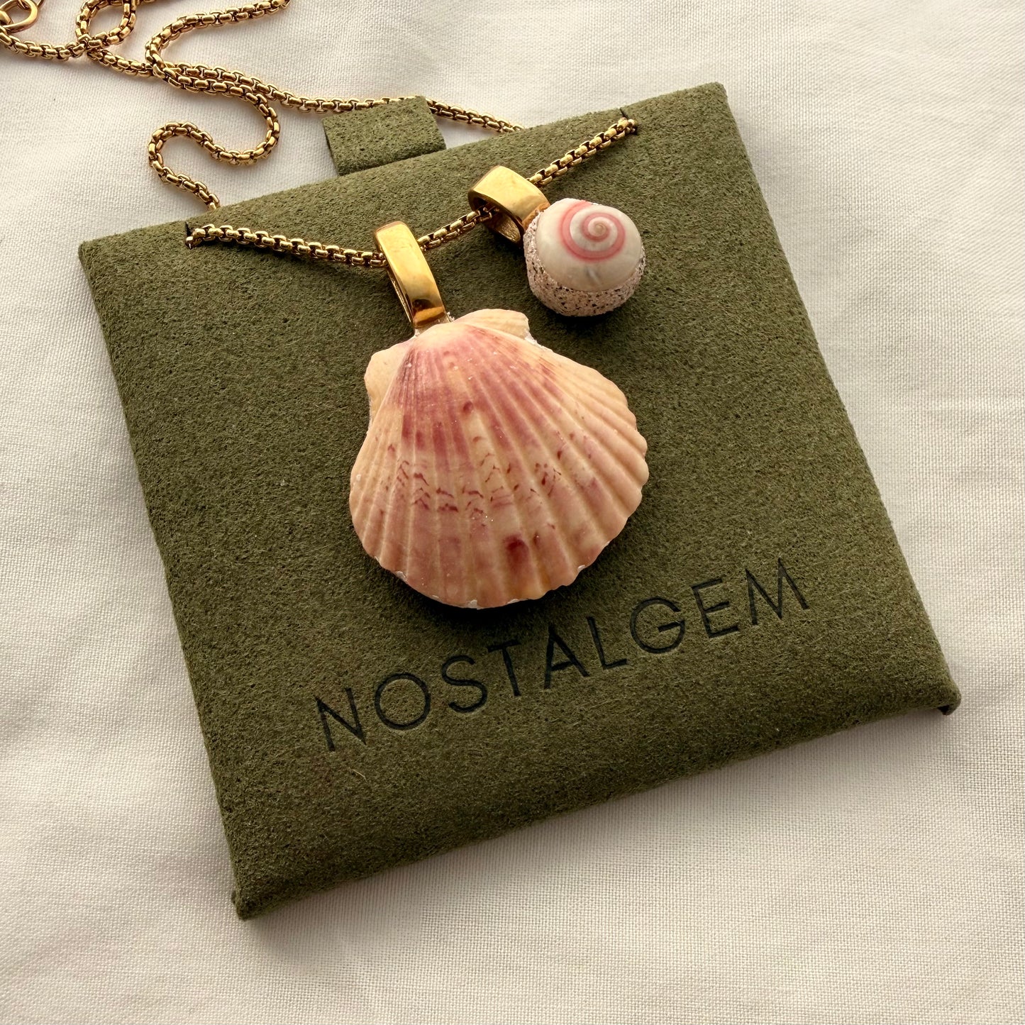 Scallop & Spiral Shell Pair Necklace (Gold)