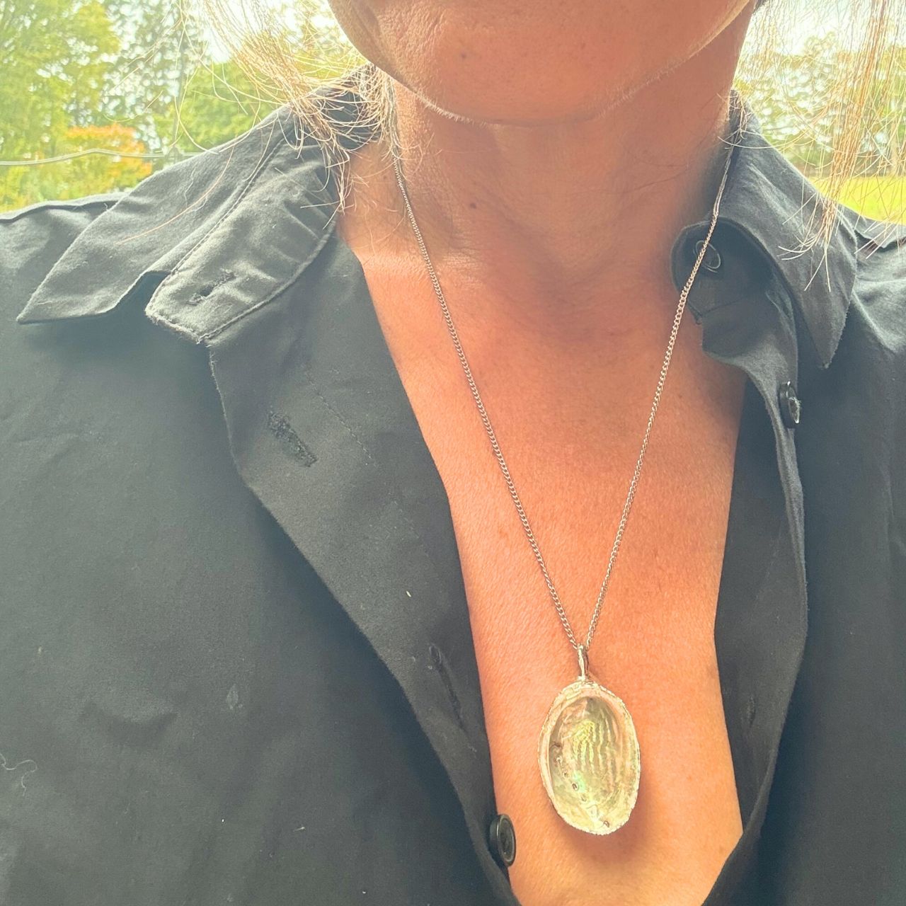 Single Large Paua Shell Necklace (Silverplated) - Samples & Seconds