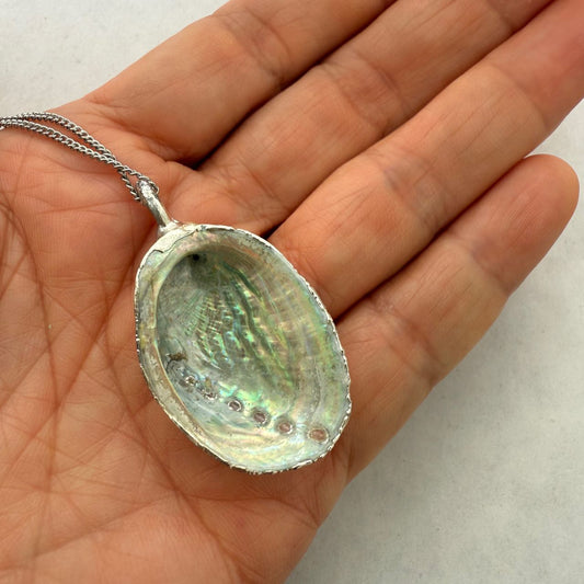 Single Large Paua Shell Necklace (Silverplated) - Samples & Seconds