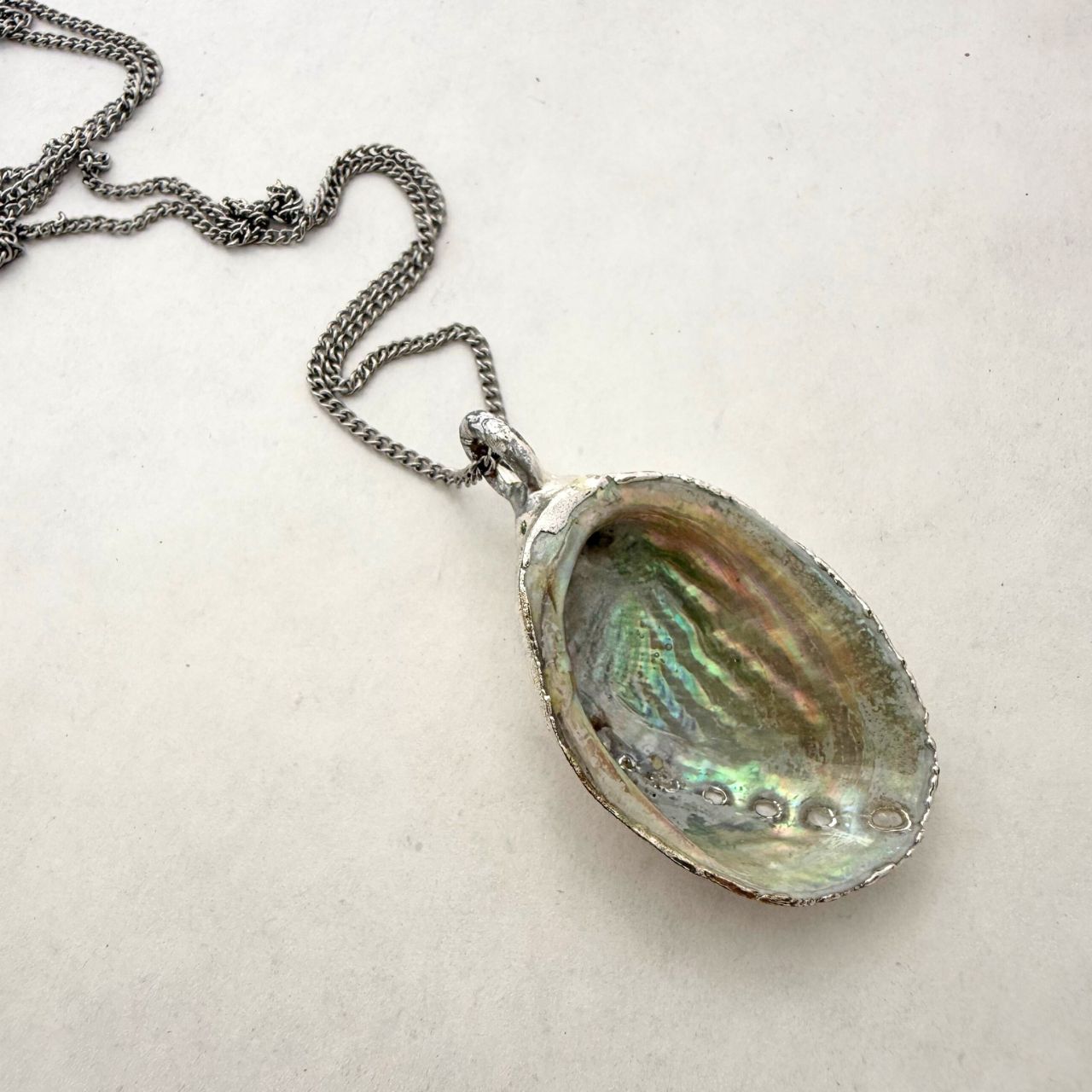 Single Large Paua Shell Necklace (Silverplated) - Samples & Seconds