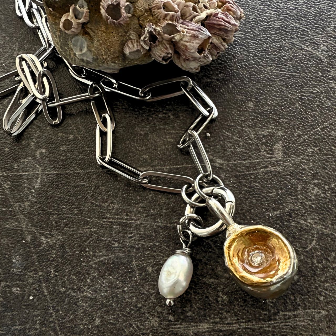 Fish Backbone & Pearl Connection Necklace (Silver)