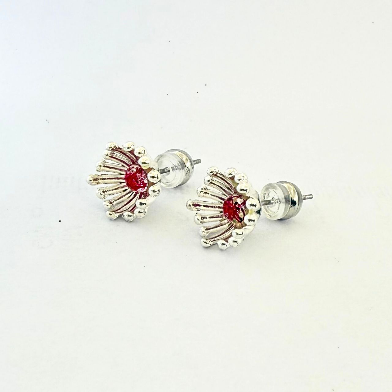 Pohutukawa Floragem Stamen Stud Earrings