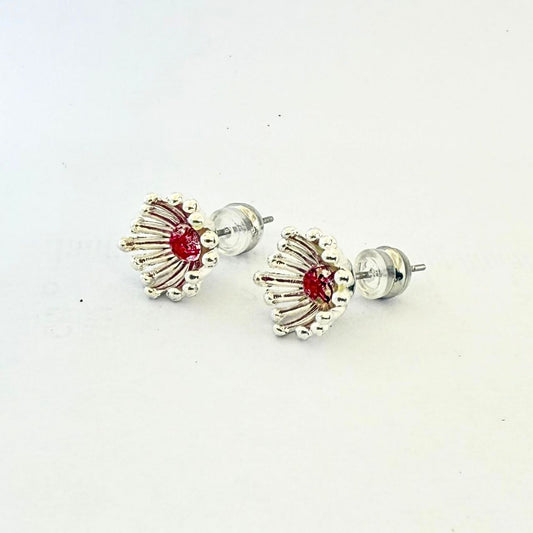 Pohutukawa Floragem Stamen Stud Earrings
