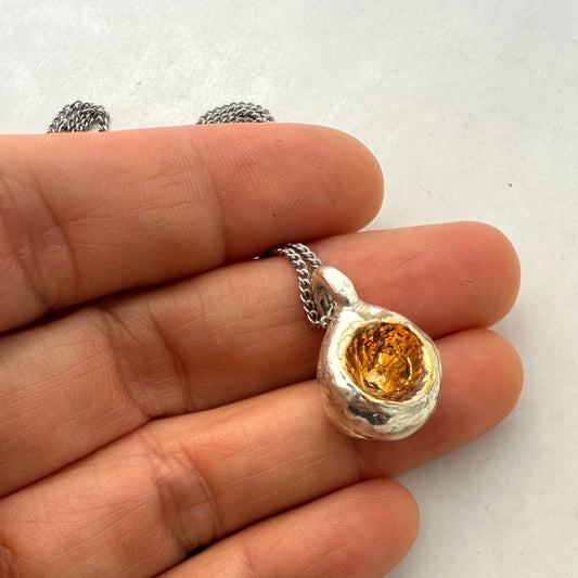 Snapper Backbone Necklace (Silverplated) - Samples & Seconds