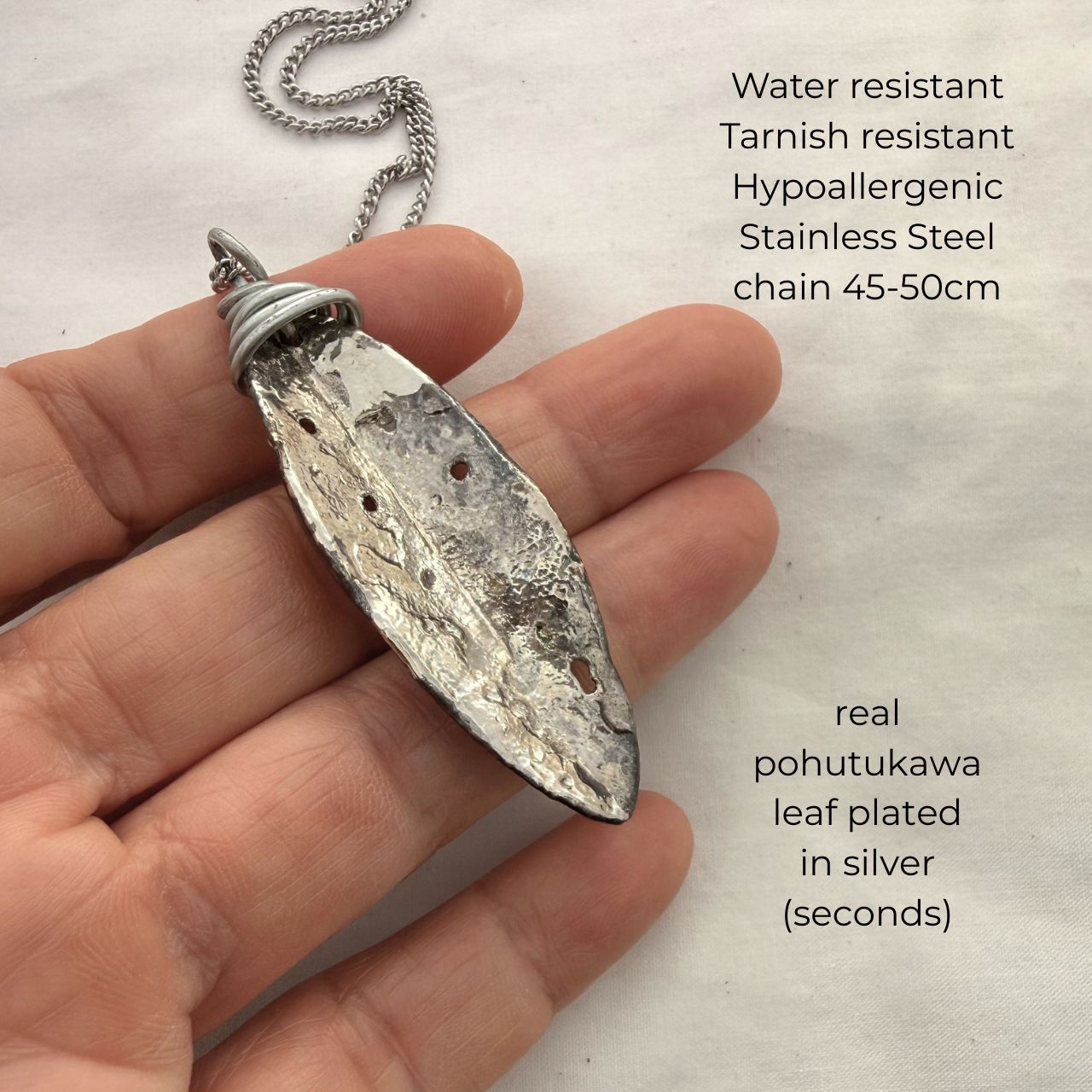 Silver Real Pohutukawa Leaf Necklace - Samples & Seconds