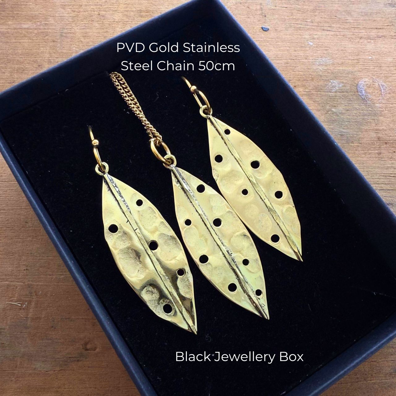 Pōhutukawa Leaf Necklace + Earrings Set