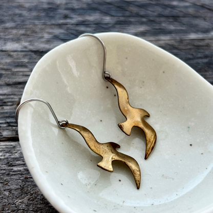 BCFM Early Bird Day 5 (22 Nov): (VI02) Vintage Bird In Flight Charm Earrings