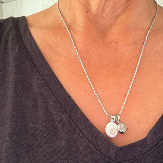 Mother & Child Story Necklace: Cat's Eye (Free Gift Wrap)