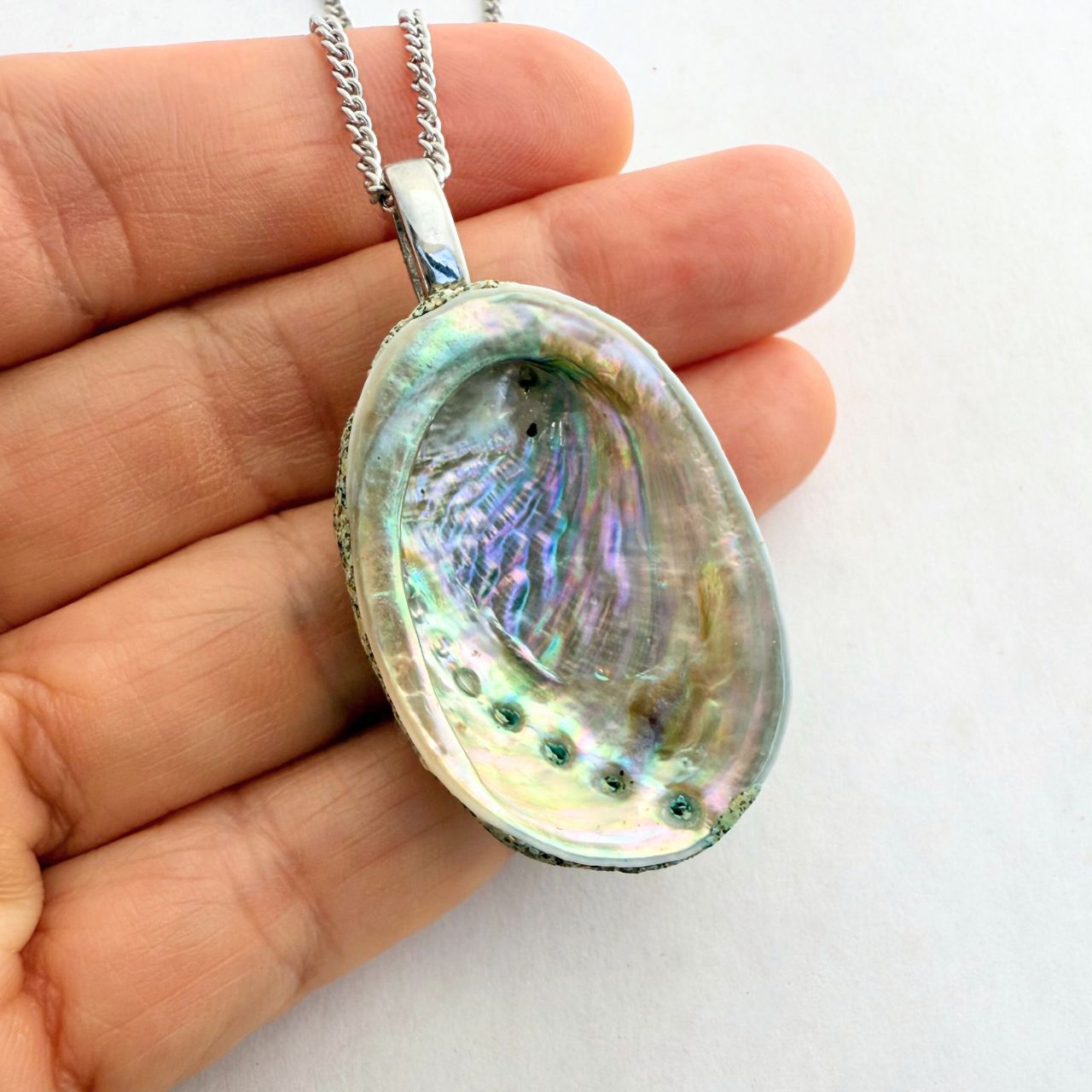 Pāua Shell Pendant - Statement (Pendant Only)