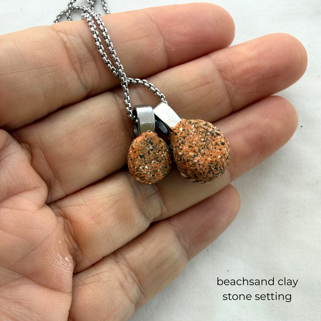 Pinwheel Pair Shell Story Necklace (Silver)