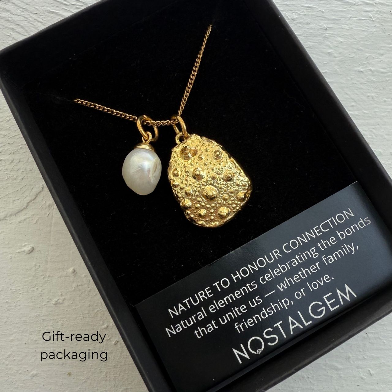 Broken Kina Shell & Baroque Pearl Necklace (Gold)