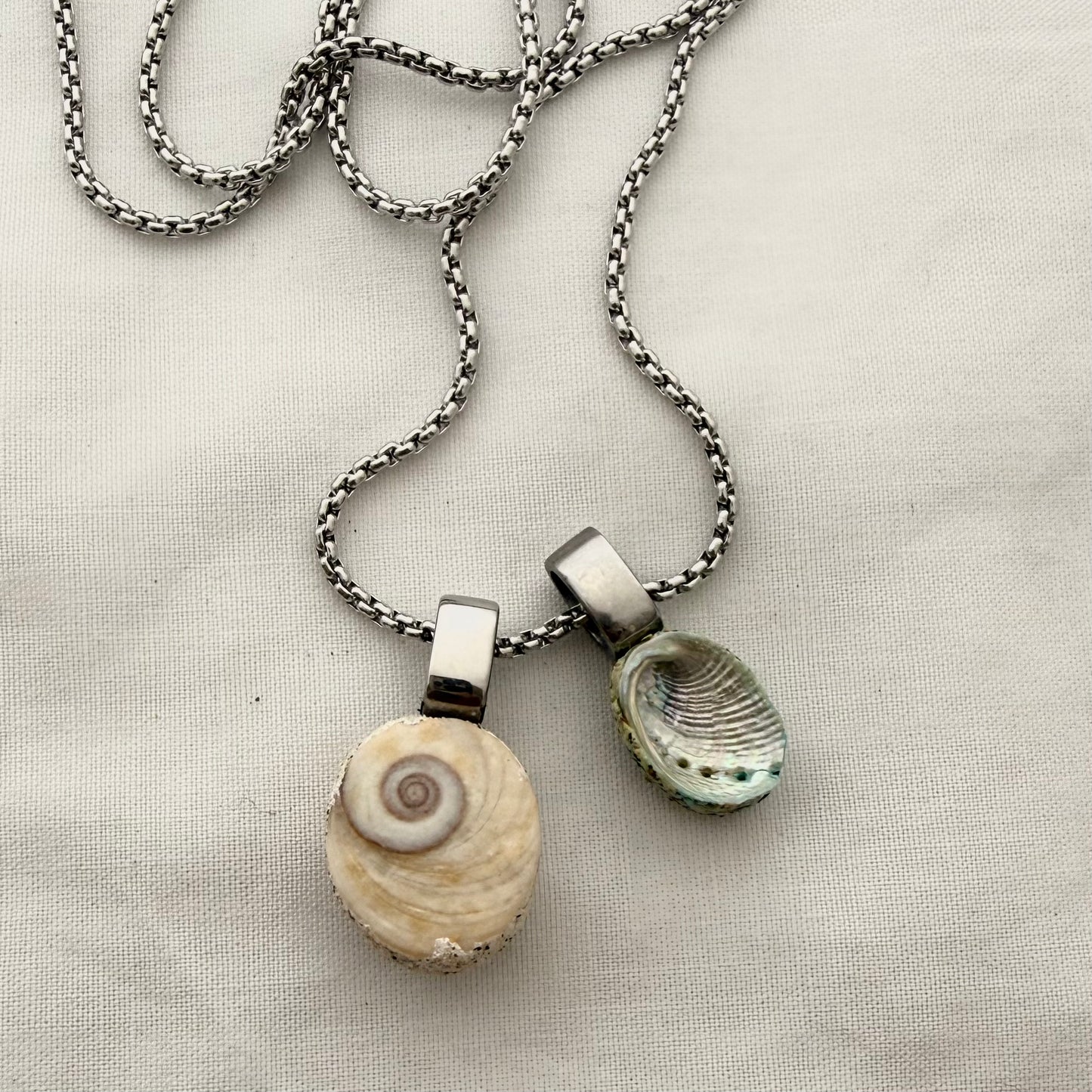 Cat's Eye & Pāua Shell Pair Necklace (Silver)