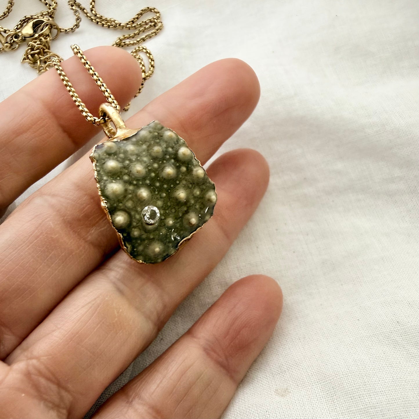 Kina Fragment Pendant Necklace