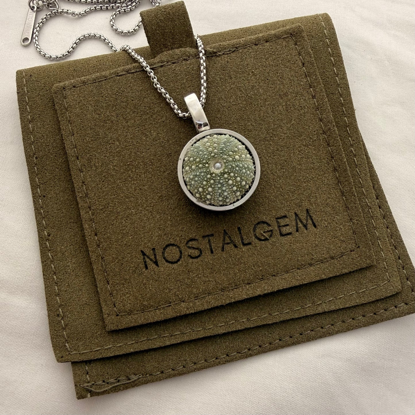 Framed Kina Pendant Necklace