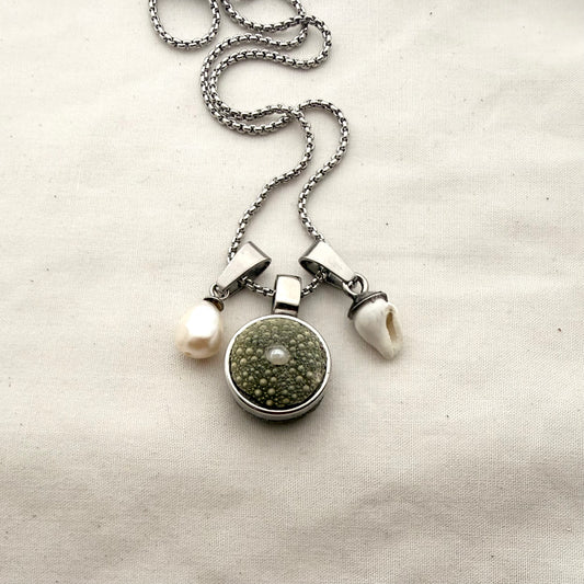 Shell Story Trio Necklace: Framed Kina, Pearl & Whelk