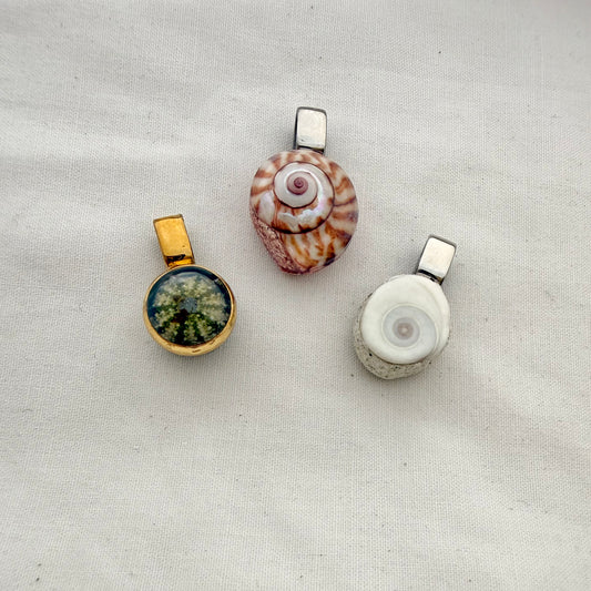 Single Shell Pendants: Kina, Cat's Eye, Kota