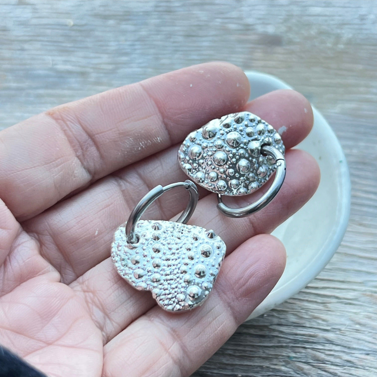 Kina Sea Urchin Shell Fragment Silver Round Hoop Earrings
