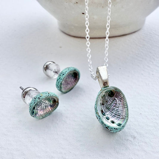 Bestseller Bundle: Paua Shell Necklace & Stud Earrings Set