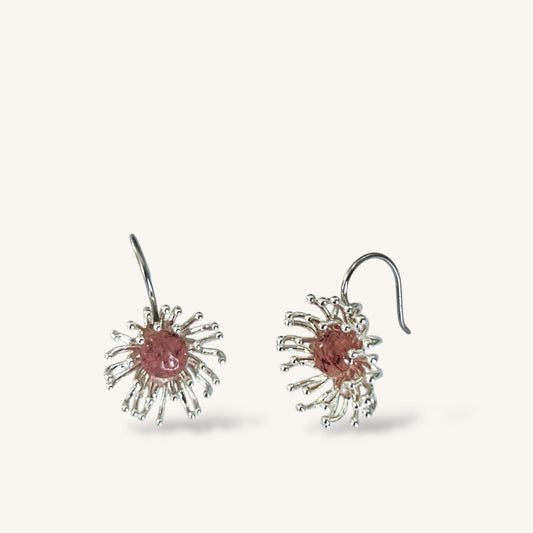 Pohutukawa Floragem Stamen Hook Earrings (Silver)