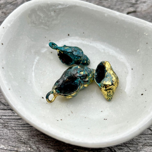 SS19 - Gold Dipped With Verdigris Whelk Pendant